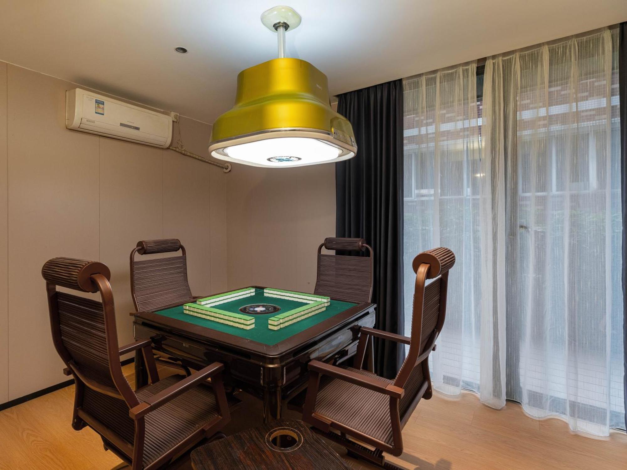 Lavande International Hotel Guangzhou Taikoo Hui Square Shipaiqiao Metro Station Branch - Free Shuttle Bus To Canton Fair Complex During Canton Fair Period & Free Vpn Internet Access Ngoại thất bức ảnh