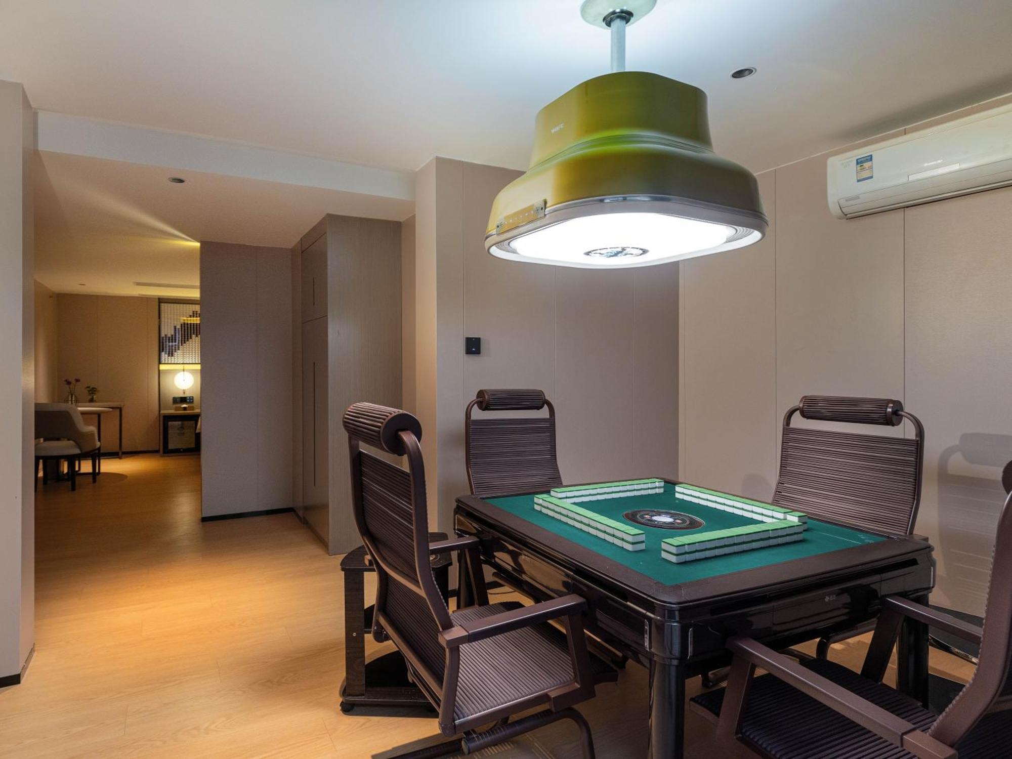 Lavande International Hotel Guangzhou Taikoo Hui Square Shipaiqiao Metro Station Branch - Free Shuttle Bus To Canton Fair Complex During Canton Fair Period & Free Vpn Internet Access Ngoại thất bức ảnh