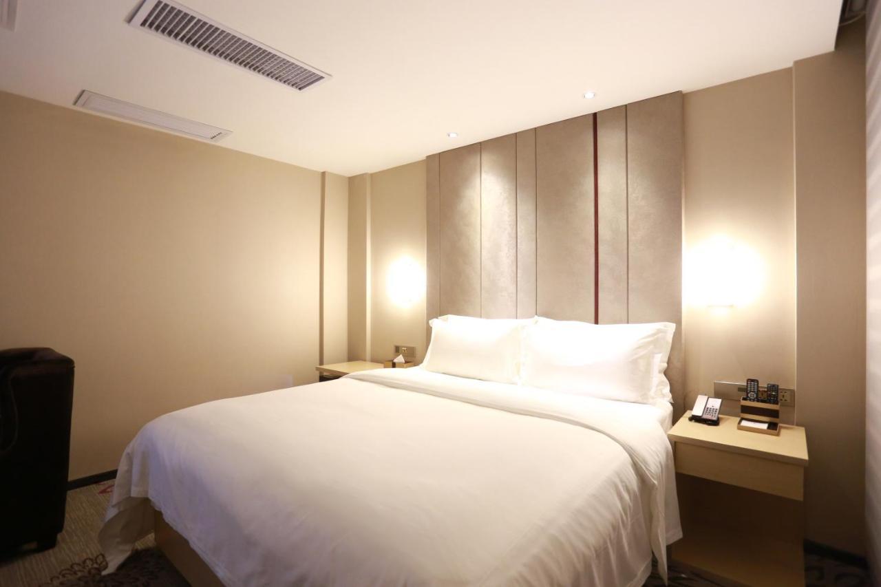 Lavande International Hotel Guangzhou Taikoo Hui Square Shipaiqiao Metro Station Branch - Free Shuttle Bus To Canton Fair Complex During Canton Fair Period & Free Vpn Internet Access Ngoại thất bức ảnh