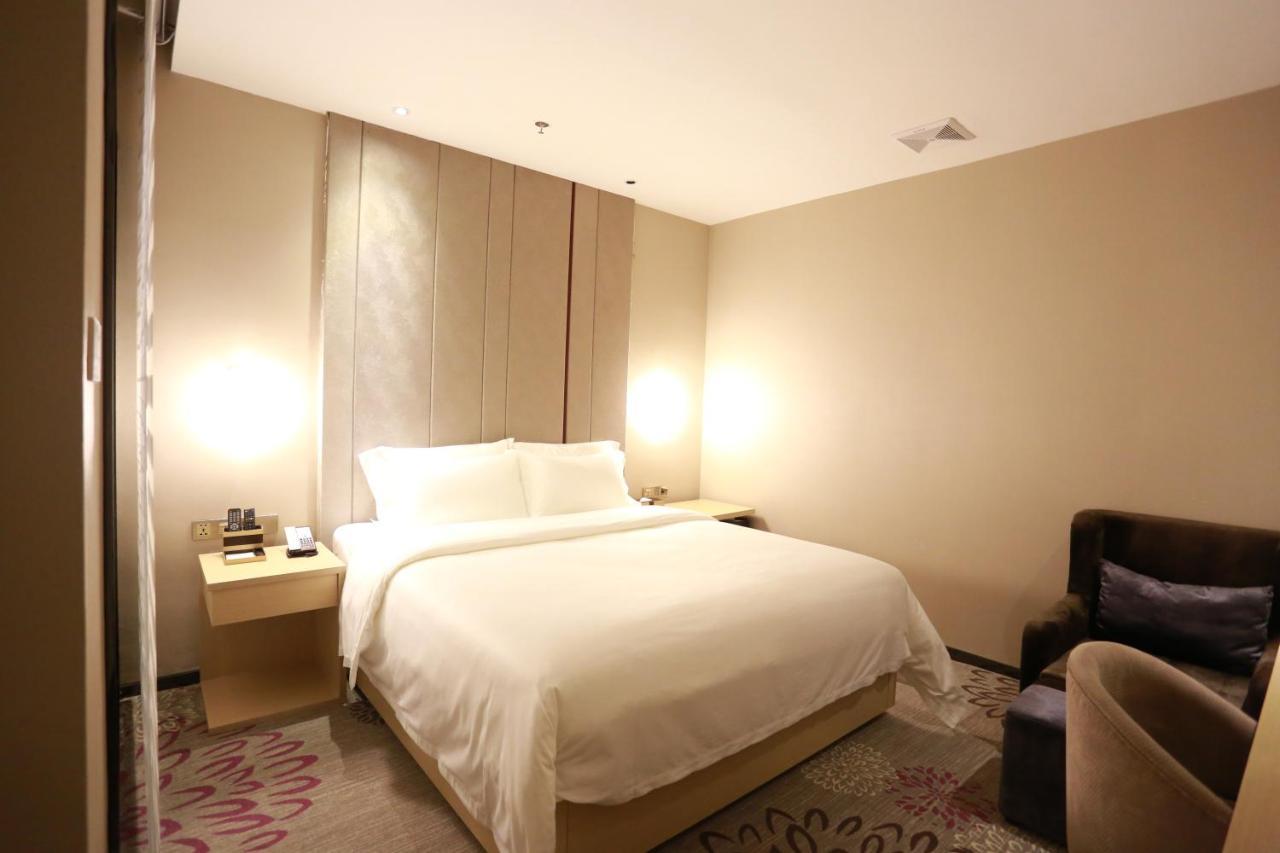 Lavande International Hotel Guangzhou Taikoo Hui Square Shipaiqiao Metro Station Branch - Free Shuttle Bus To Canton Fair Complex During Canton Fair Period & Free Vpn Internet Access Ngoại thất bức ảnh