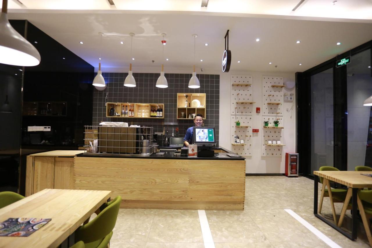 Lavande International Hotel Guangzhou Taikoo Hui Square Shipaiqiao Metro Station Branch - Free Shuttle Bus To Canton Fair Complex During Canton Fair Period & Free Vpn Internet Access Ngoại thất bức ảnh