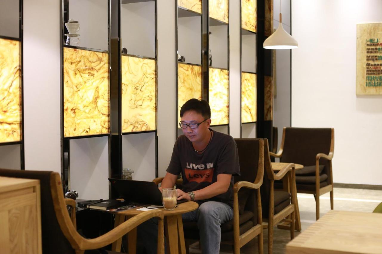 Lavande International Hotel Guangzhou Taikoo Hui Square Shipaiqiao Metro Station Branch - Free Shuttle Bus To Canton Fair Complex During Canton Fair Period & Free Vpn Internet Access Ngoại thất bức ảnh