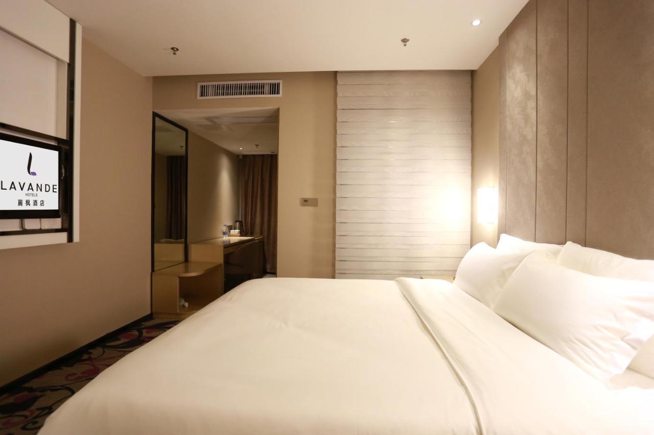 Lavande International Hotel Guangzhou Taikoo Hui Square Shipaiqiao Metro Station Branch - Free Shuttle Bus To Canton Fair Complex During Canton Fair Period & Free Vpn Internet Access Ngoại thất bức ảnh