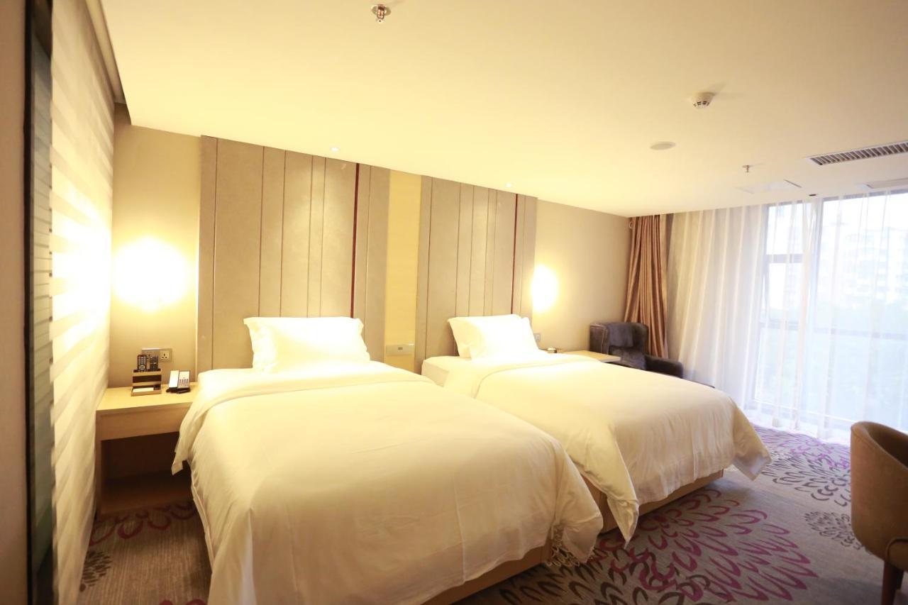 Lavande International Hotel Guangzhou Taikoo Hui Square Shipaiqiao Metro Station Branch - Free Shuttle Bus To Canton Fair Complex During Canton Fair Period & Free Vpn Internet Access Ngoại thất bức ảnh